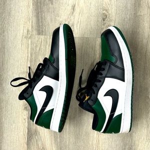 Jordan 1 Low Noble Green Grade School GS 553560-371